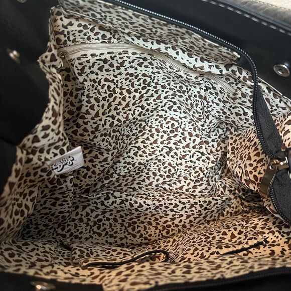 NWT Radio Days Marilyn Monroe Women Black Shoulder Bag - Picture 5 of 7